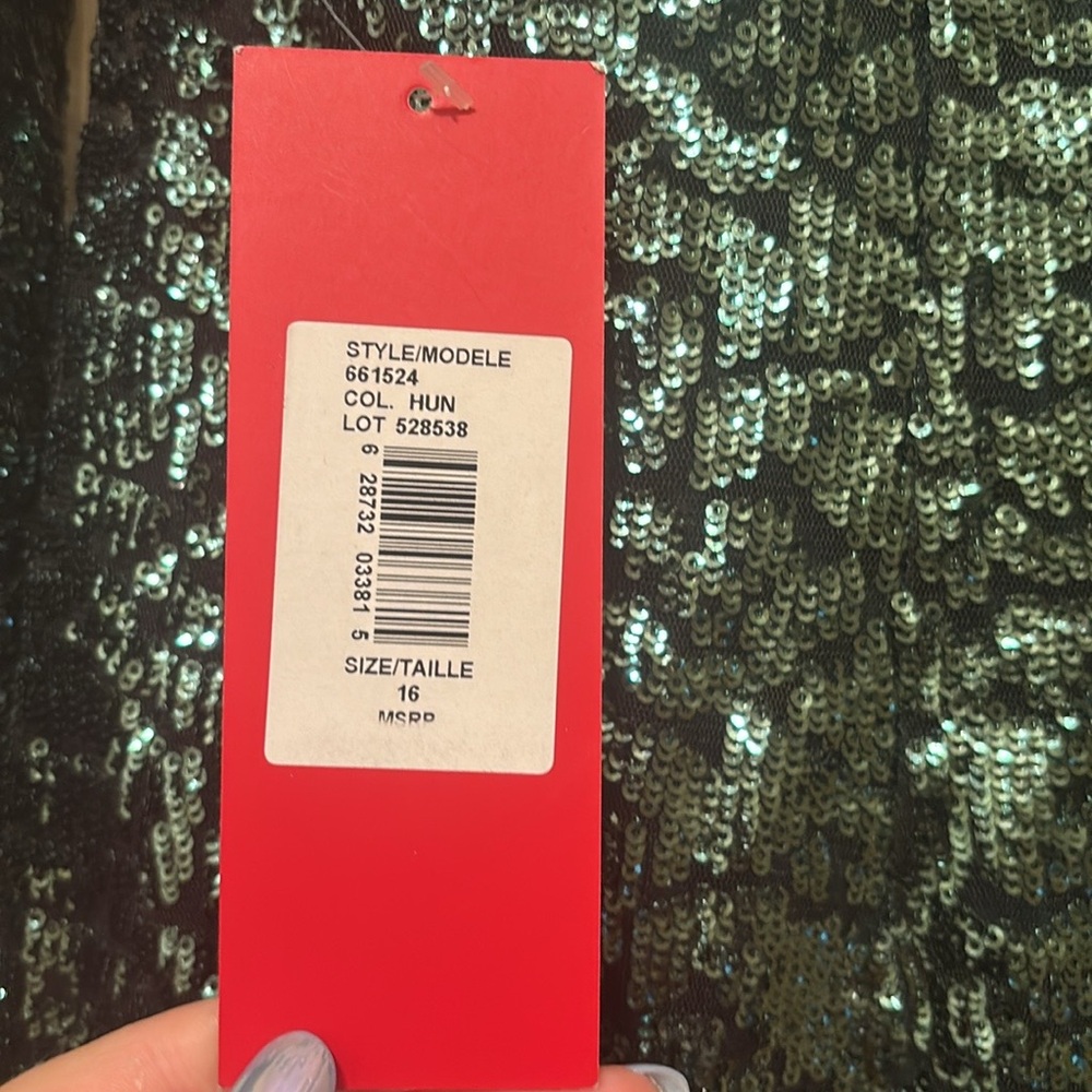 NWT Carmen Marc Valvo Infusion Green Allover Sequin Dress size 16 - Picture 2 of 4